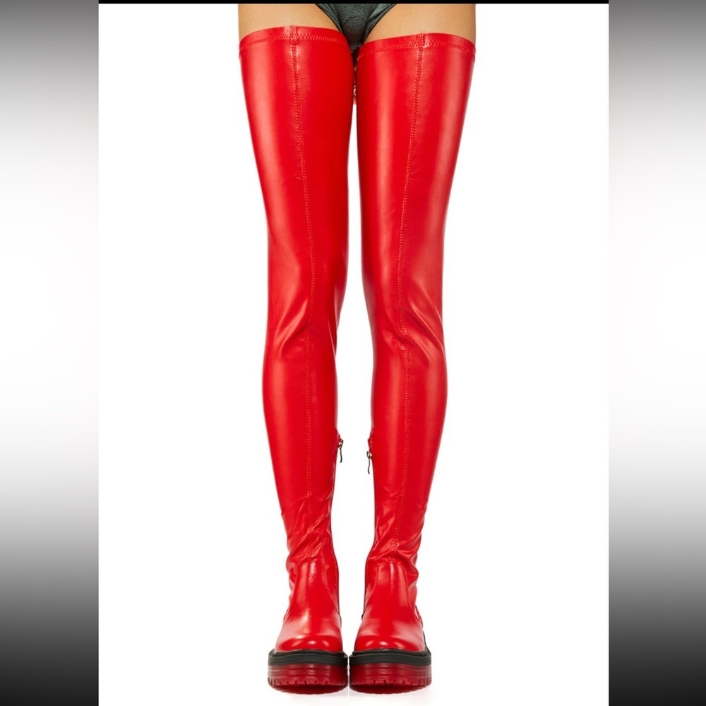 NIB Dolls Kill Azalea Wang Euro Thigh High Boots Surgplatform in Red